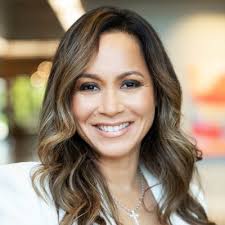 Sara Conner's Instagram, Twitter & Facebook