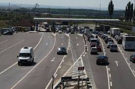 .prevede eliminarea taxei de trecere pe podurile de la feteşti şi de la giurgeni. Taxa De Pod De La FeteÈti Èi Giurgeni Ar Putea Fi EliminatÄ