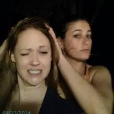 Can you make my friend's face droop like mine in a photo?