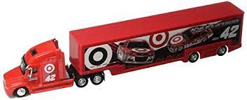 Choose from contactless same day delivery, drive up and more. Nascar Authentics 13400 2017 Edition Kyle Larson Target Hauler Trailer Tractor Semi Rig Transporter Truck Diecast 1 64 Scale Red Buy Online In Norway At Desertcart No Productid 47548716