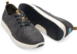 8 items in this article 6 items on sale! Five Pairs Of Toms Shoes Every Man Must Own In January 2021