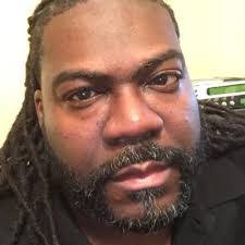 Derrick Starks's Instagram, Twitter & Facebook