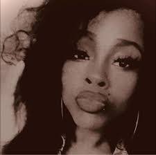 Mary Sheff's Instagram, Twitter & Facebook