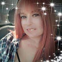 Cassie Streeter's Instagram, Twitter & Facebook