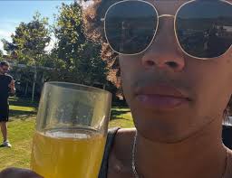 Ryan (@whoaaaitsryan2) • Instagram photos and videos