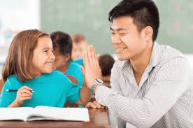Pada suatu hari disaat jam pelajaran bahasa indonesia, kelas xi ips, seorang guru bahasa indonesia bernama mukidi bertanya kepada siswanya. Kumpulan Contoh Percakapan Bahasa Inggris Antara Guru Dan Murid