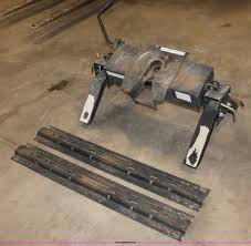 This item cannot be returned and has additional shipping restriction; Reese Fifth Wheel Hitch In Hesston Ks Item V9026 Sold Purple Wave