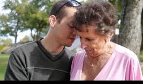 Follow us on instagram : 4crrq97nyfe1km