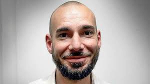 Primes Tom Beckman dragplåster i Cannes