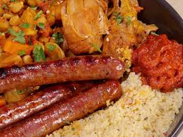 Pilon De Poulet Merguez Huile D Olive Concentre De Tomates Epices A Couscous Harissa Cube De Bo Recette Couscous Poulet Couscous Poulet Recettes Couscous