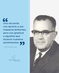 👉Él es mi abuelo, Juan Francisco Recalde Ammiri, Cirujano Plástico y ex  Profesor titular en la Facultad de Medicina UNA. 🤩✨¡Cuántas lecciones  profesionales y de vida! 🥳🎊¡Feliz día del Maestro, noble profesión