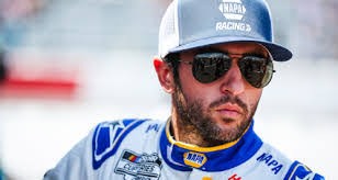 Larry Wight's Instagram, Twitter & Facebook