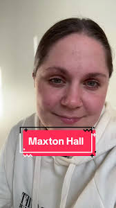 in Maxton Hall Do The Actors Do The English Voice over