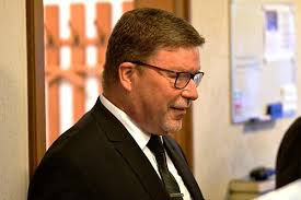 Apostel Schug in Haan: Gottesdienst mit Amtshandlungen