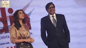 That changed most things for arnab. Parineeti Chopra Awkward Moments With Arnab Goswami At An Event Six Si Parineeti Chopra Short Film Video Arnab Goswami