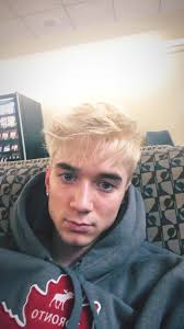 Daniel Seavey Wdw Blonde Hair Daniel Wdw Why Dont We Boys