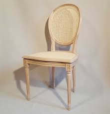We did not find results for: Chaise Louis Xvi Medaillon Cannee Les Beaux Sieges De France