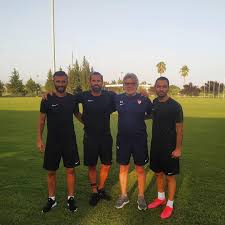 Kulüp kariyeri i̇lk yılları futbola almanya'da başladı. Mustafa Cevik On Twitter Turk Futbolunda Teknik Direktorlukte Buyuk Degisim Yasaniyor Sergen Yalcin Erol Bulut Okan Buruk La Baslayan Furya Bayram Bektas Cagdas Atan Omer Erdogan Ile Devam Eden Genc Akimina Yenileri Ekleniyor Uefa A Kursu Omer
