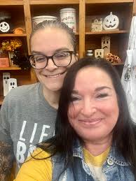 Puddy's Dream located in Evanswood Village Shops