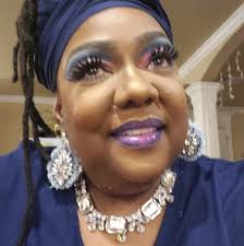 Just a man in a wig serving you a fantasy! ☺️💕🌈 Hair: Divatress Fit:  Fashion Nova