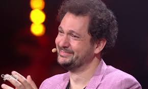 Eric Antoine touché en plein coeur par La chanson secrète (Vidéo)