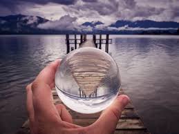Lensball review | is it the best crystal ball for photography? Glaskugel Fotografie Der Komplette Guide Fur Fotos Mit Einem Lensball Glaskugel Fotografie Glaskugel Fotografie