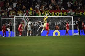 ¡Final Épico! Benfica Sufre, Pero Vence al Estrela en el Último Minuto - Imagen principal del artículo