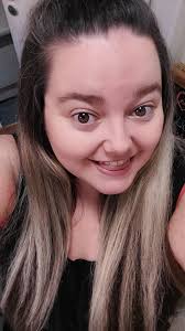 Happy Sunday everyone , currently full of cold 🤧 but happy to get to know  some more people :) as a lot of people know I do love Liverpool FC which  means