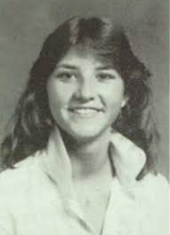 Deanna Kearney's Instagram, Twitter & Facebook