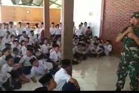 8,705 likes · 36 talking about this. Koramil Bandongan Beri Pembekalan Karakter Dan Kedisiplinan Suara Merdeka