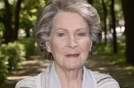 She is an actress, known for przygoda z piosenka (1969), adventure in marienstadt (1954) and klub kawalerów (1962). Irena Santor Trafila Do Szpitala Przeliczyla Sie Z Silami Podejrzewano Udar