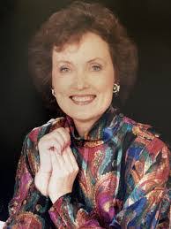 Wanda Sims's Instagram, Twitter & Facebook