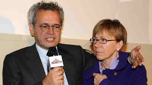 “A 90 gradi…”. Il commento di Milena Gabanelli a Enrico Mentana, gelo al TgLa7