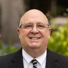 Andrew Carle's Instagram, Twitter & Facebook