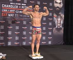 Президент ufc дана уайт подтвердил, что им удалось уладить последние формальности для поединка майкла чендлера и дэна хукера. Rezultaty Vzveshivaniya Bellator 221 Majkl Chendler Patrisio Pitbul Novosti Mma