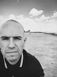 Digital Football Cultures: Fandom, Identities and Resistance (Advances in  Leisure Studies) : Lawrence, Stefan, Crawford, Garry: Amazon.co.uk: Books