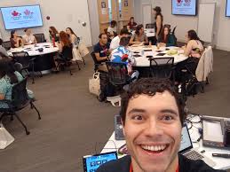 Tara McDonnell (@itstaramcd)