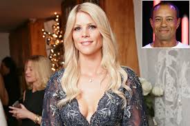 Tiger woods' ex is pregnant! Elin Nordegren People Com