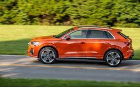 At 4,388mm in length, it's marginally shorter than the 4,417mm mercedes gla. Comparison Audi Q3 Quattro 2019 Vs Peugeot 3008 Gt Line Premium 2018 Suv Drive