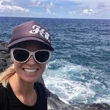 Jennifer Ripplinger's Instagram, Twitter & Facebook