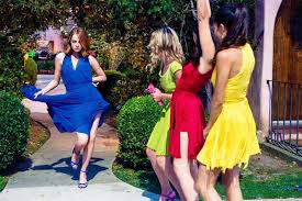Emma Stone Jessica Rothe Sonoya Mizuno And Callie Hernandez In La La Land 2016 In 2020 La La Land Costumes La La Land Costume Design