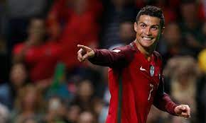 Mesmo à distância, o avançado português fez questão de demonstrar o seu apoio à seleção nacional. Ronaldo Chegou Ao Jogo 150 Pela Selecao Nacional Maisfutebol