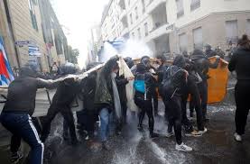 Frankfurt, officially frankfurt am main, is the most populous city in the german state of hesse. Water Cannon Fired At Frankfurt Anti Lockdown Rally World News Us News