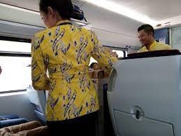 These services operate on the long distance route between padang besar station on the malaysia / thai border platinum class trains are the quickest of all the ets services as they stop at only the main stations along the line and so are the quickest way to get. Apa Beza Ets Gold Vs Ets Platinum S P I T O U T K A T A