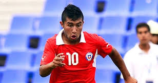 The first or paternal family name is. Nicolas Maturana Partio A El Elche De Enzo Roco Futbol Chileno