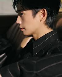 Jung Hae In IG update 05/03/25 @holyhaein #JungHaeIn #정해인