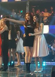 Twice was pretty when i saw them on stage with those outfits 10. Red Velvet Joy Twice Sana Uploaded By Lost