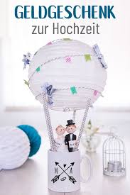 Geldgeschenke Fur Hochzeit Geld Zur Hochzeit In 2020 Geldgeschenk Hochzeit Verpacken Geschenke Geldgeschenke Hochzeit