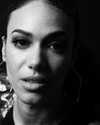 Nat Reed's Instagram, Twitter & Facebook