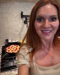 When you did your wifely duties good this week…. And he gave me shopping  money too… 😘😉 He paid my duck camp dues this week, who wouldn't kiss butt  even more than